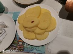 -墨居上隐·院子里火锅(峨眉店)