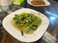 -缘来聚·徽菜名店(黄山宏村店)