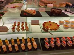 -鲤鱼洲酒店港鲤咖啡厅