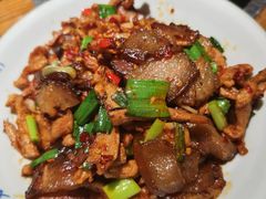 -吃饭皇帝大土家民族菜(正大广场店)