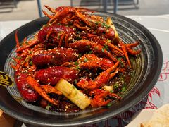 -肥肥虾庄·金牌油焖大虾(杨园滨江时代walk店)