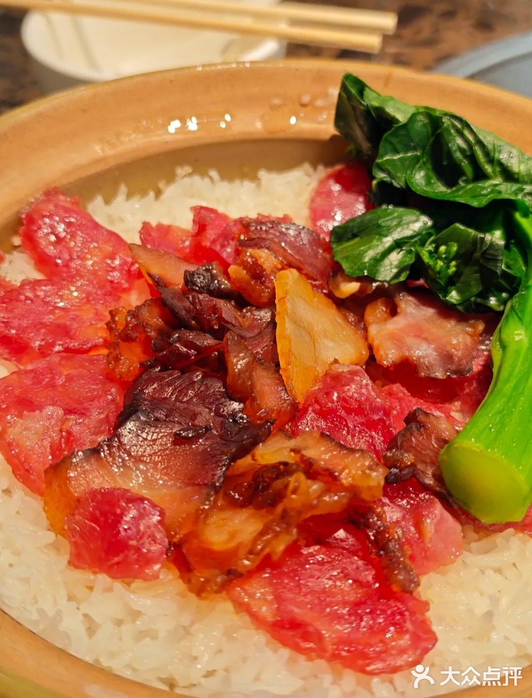 广州本地人告诉游客:煲仔饭去这家！避开网红店
