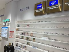-美式眼镜·授权蔡司.依视路.尼康.豪雅.明月(南翔印象城店)