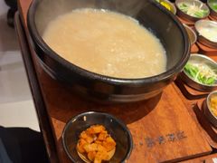 -银米·云南传统过桥米线(双廊黑金冠店)