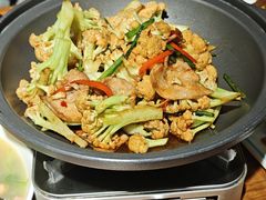 -金枝玉叶上海人家食府(三里河店)