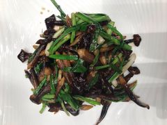 葱爆鸡枞菌-民国红公馆·秦淮八艳(夫子庙店)