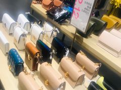 -URBAN REVIVO(佛山南海万达广场店)