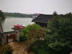 -茅山东方盐湖城景区