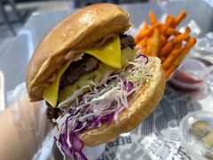 -TRIPS BURGER(大钟寺店)