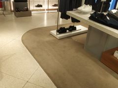 -ZARA(大上海时代广场店)