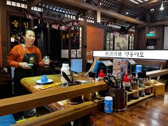 -明洞阿姨·韩式酱蟹烤肉·创意料理(三元桥店)