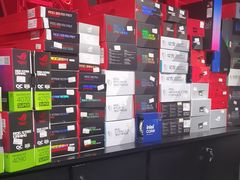 -ROG玩家国度(美罗城店)
