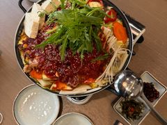 八爪鱼牛肉锅-东吉馆韩式餐厅(八经街总店)