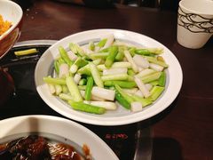 芦笋炒藕带-上名堂·鱼头好吃(体育场路店)