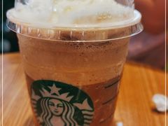 -星巴克(青岛火车北站候车大厅店)