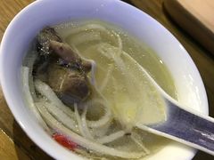 -雀舞云南菜(乐客城店)
