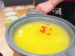 黄金鸡汤泡饭-川堂风·跷脚牛肉·乐山爆炒(宝山日月光店)