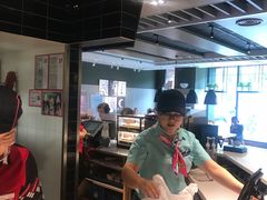 -肯德基(春申店)