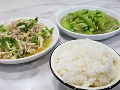 青椒茭白肉丝-扬州小吃(延安西路店)