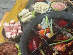 -正南齊北重庆老火锅(光华村直营店)
