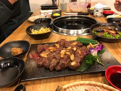 -炼火烤肉店