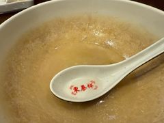 鲜肉小馄饨-东泰祥生煎馆(陕西南路店)