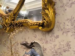 -秘密旅行Bonjour(黑金冠 江南西店)