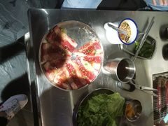 -马路牙子地桌烤肉(工体店)