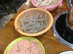 -重庆鸡公煲·青锅花椒鱼(牡丹江路店)