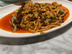 -渝信川菜 · 川味家常菜(财富购物中心店)