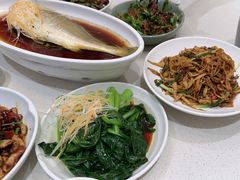 -泉上·发现DISCOVERY ·黔菜餐厅(银海元隆广场店)