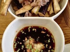 剔骨肉拌茄子-隆喜元鱼汤包·海鲜(中联广场店)