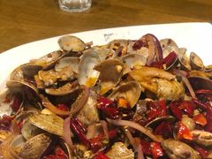 香辣花甲-别院里音乐餐酒吧(双流航空港店)