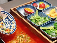 -楠小云·云南鲜菌·鲜牛自助火锅(九眼桥店)