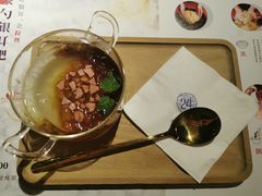 桃胶凉粉-炖物24章·顺时轻养茶(杭州大厦店)