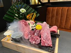 -铭牛烧肉·和牛海鲜自助(高新月牙湖店)