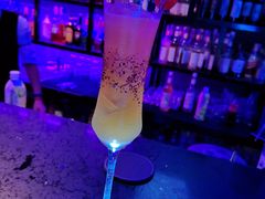 -vimi便利店酒吧