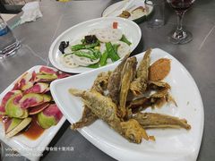 -生活本该如此北京小馆(周庄嘉园店)