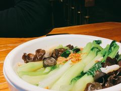 -新白鹿餐厅(银泰西湖文化广场店)