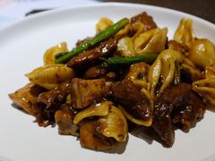 菌酱螺旋粉炒牛上脑-有璟阁港式餐厅(金融街购物中心店)