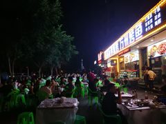 -金渝海鲜烧烤万州烤鱼店