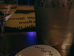 -胡桐里音乐酒馆(孝南店)