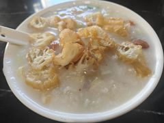 荔湾艇仔粥-伍湛记 · 广州老字号(龙津中路店)