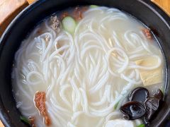 -桥香园过桥米线(国贸店)