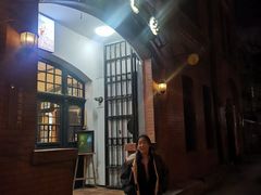 -良友书坊(安徽路店)