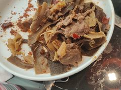 -魁牛·潮汕牛肉自助火锅(沈辽路万达店)