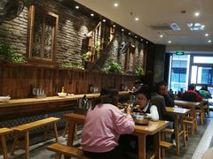 大堂-弄堂咪道-饭香·面香·馄饨香(钦州北路田尚坊店)