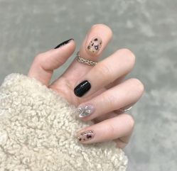 -吉吉靓甲美睫