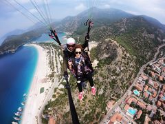 -费特希耶滑翔伞