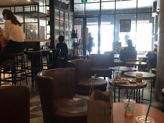 大堂-星巴克臻选(广州东山锦轩店)